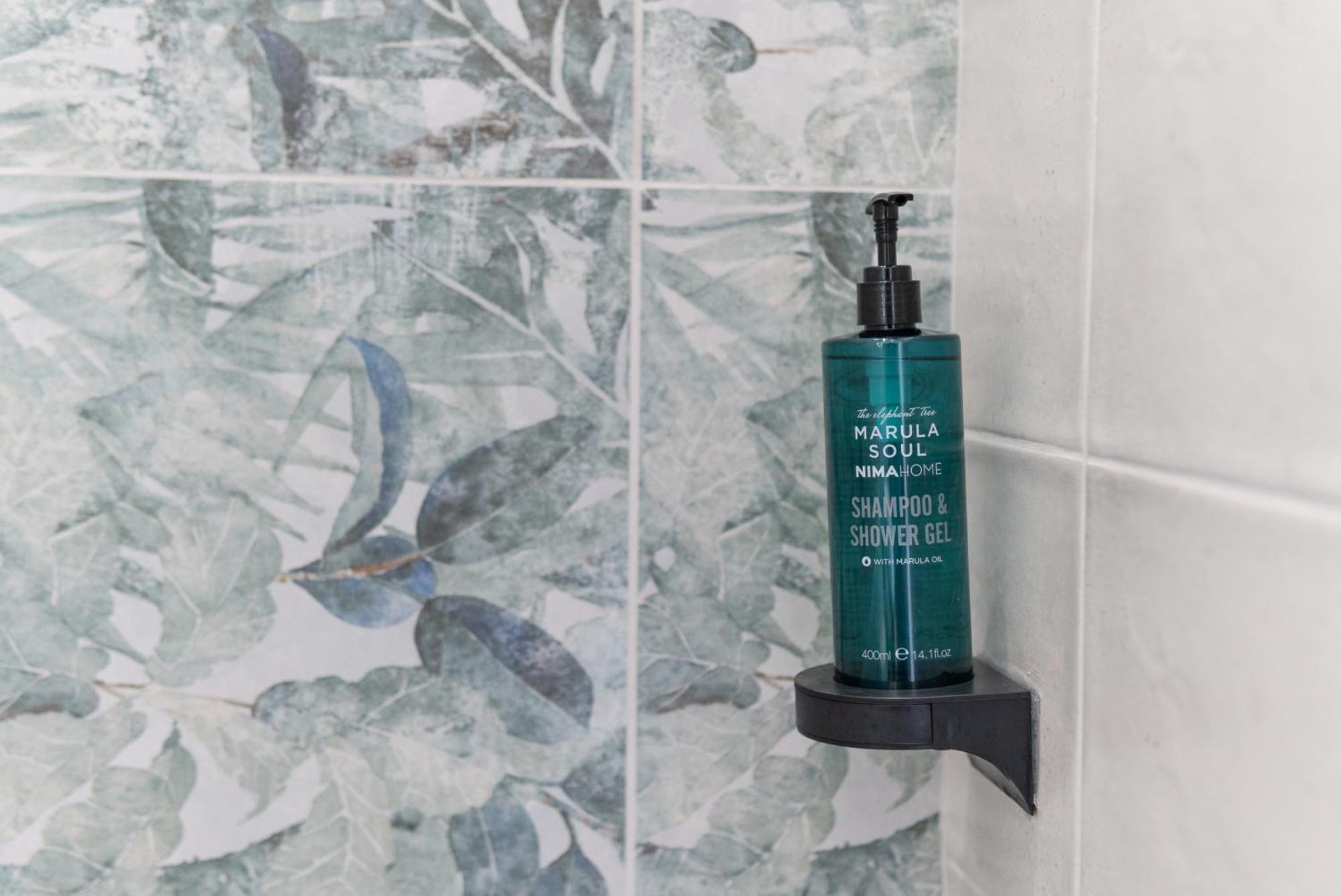 The Botanist Guesthouse Skopelos Town Bagian luar foto
