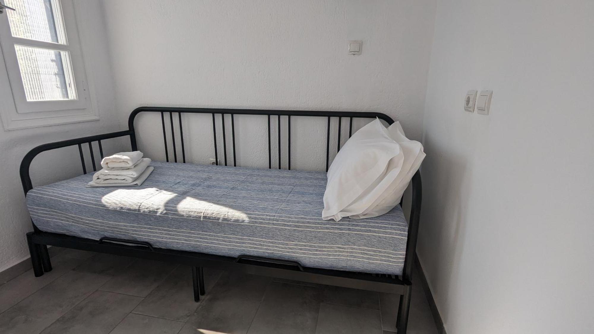 The Botanist Guesthouse Skopelos Town Bagian luar foto