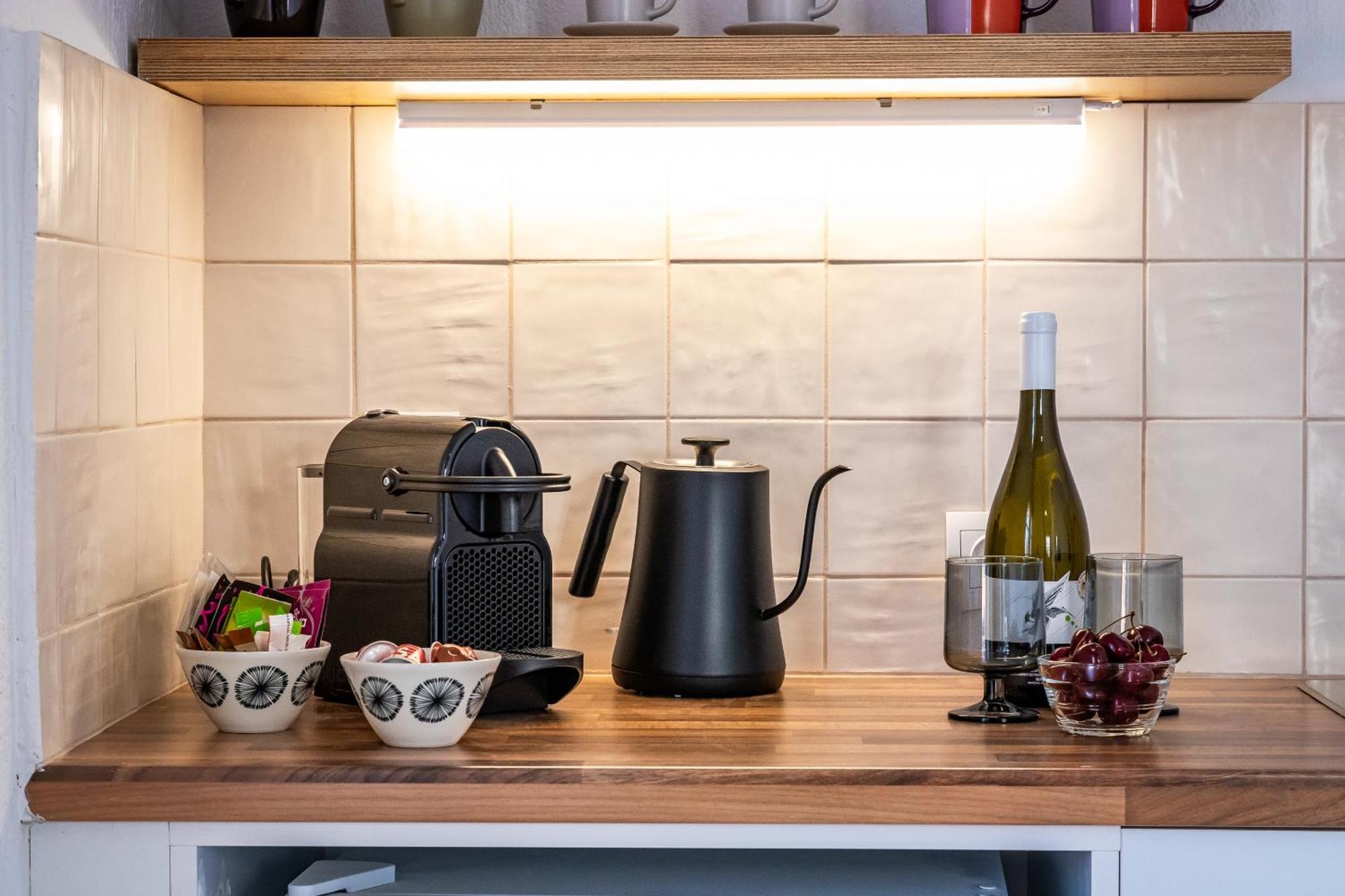 The Botanist Guesthouse Skopelos Town Bagian luar foto